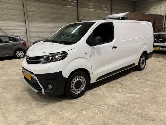Toyota Proace 2.0 D-4D Navigator Long 3-pers picture 5