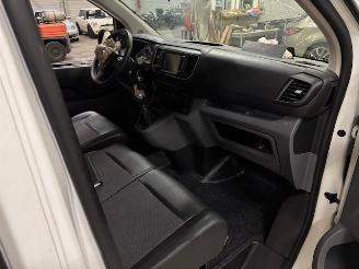 Toyota Proace 2.0 D-4D Navigator Long 3-pers picture 10