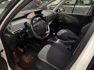 Citroën C4-picasso 1.6 Vti Intensive pano picture 16