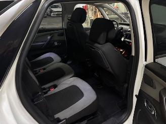 Citroën C4-picasso 1.6 Vti Intensive pano picture 14