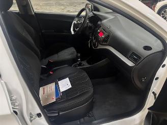 Kia Picanto 1.0 5-drs Comf.Plus  NAP picture 9