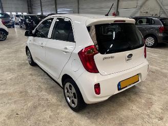 Schadeauto Kia Picanto 1.0 5-drs Comf.Plus  NAP 2012/9