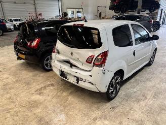 Renault Twingo 2 x Twingo van 2012    1.2 16v Collection  airco NAP picture 4