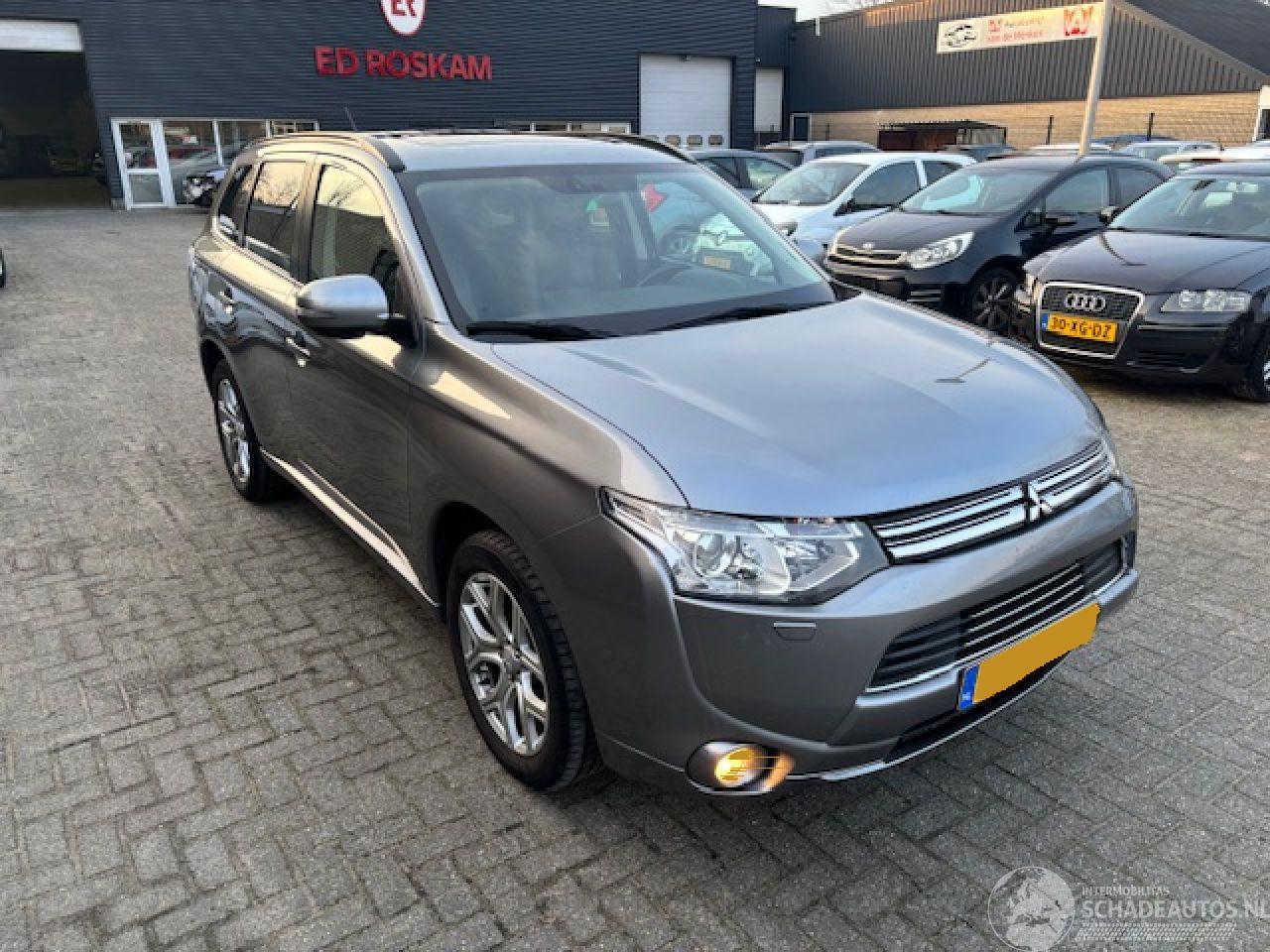 Mitsubishi Outlander 2.0 PHEV Instyle NAP