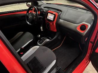 Toyota Aygo 1.0 5-drs X-Play airco picture 11