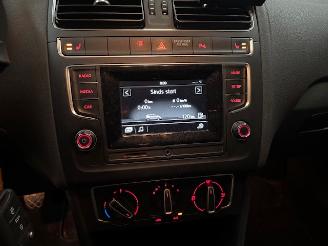 Volkswagen Polo 1.0 5-drs airco picture 12