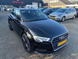 krockskadad bil auto Audi A3 1.0 TFSI  Sportback 2018/5