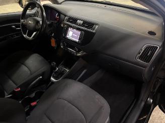 Kia Rio 1.4 5-drs clima  110pk picture 9