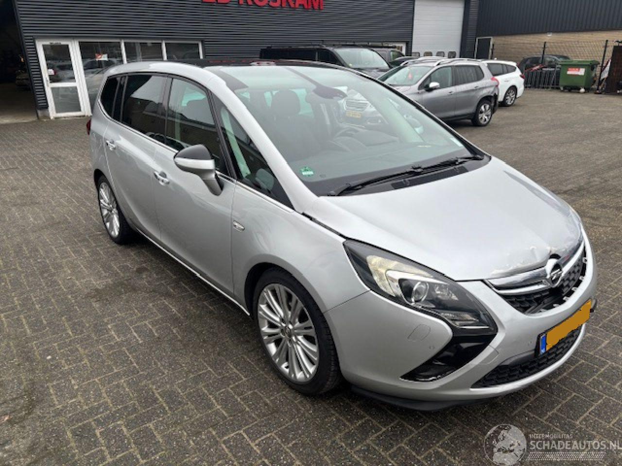 Opel Zafira 1.4 Cosmo Pano 140pk