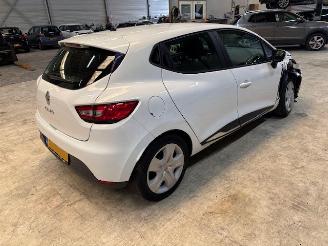 Renault Clio 1.2  5-drs airco picture 5