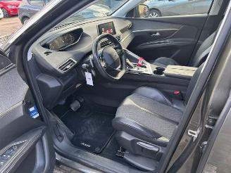 Peugeot 3008 1.6 e-THP Premium 165pk automaat picture 15