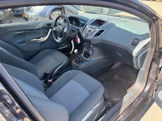 Ford Fiesta 1.25 Limited  airco Nap picture 9