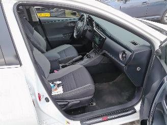 Toyota Auris 1.8 Hybrid Pano Automaat picture 7