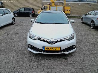 Toyota Auris 1.8 Hybrid Pano Automaat picture 3