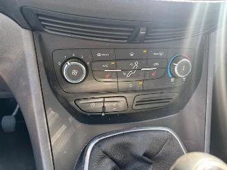 Ford C-Max 1.5 TDCI 7-pers clima navi picture 13