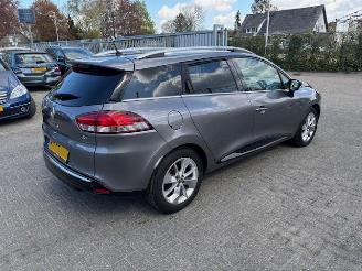 Renault Clio 1.5 DCI Limited airco navi picture 2