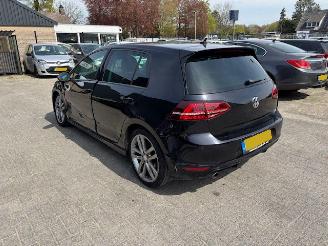 Volkswagen Golf 1.2 TSI Edition R picture 5