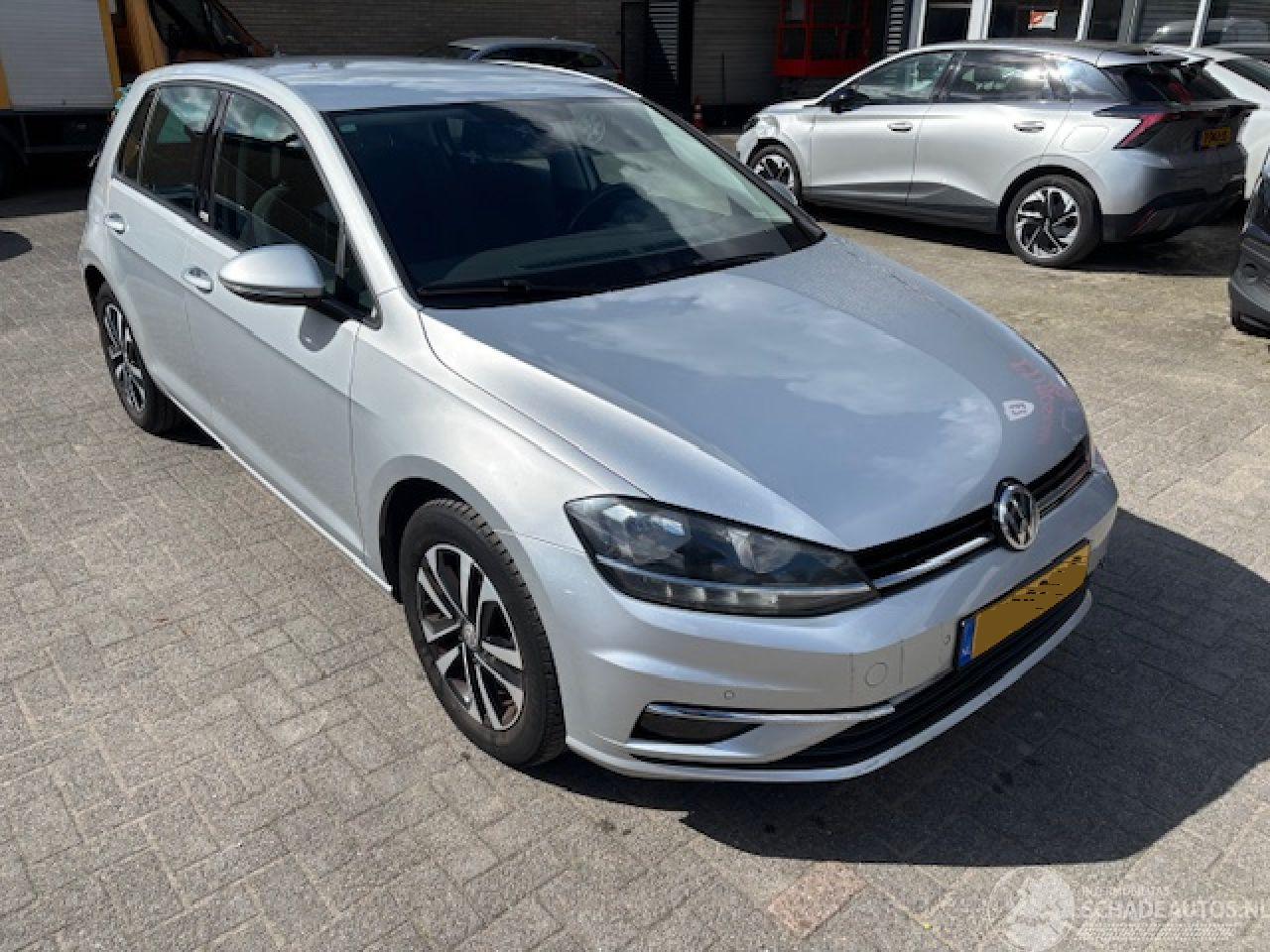 Volkswagen Golf 1.0 TSI Connect Clima