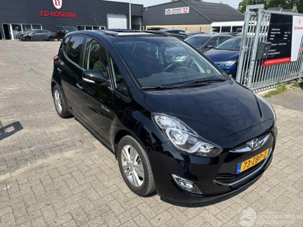 Hyundai Ix20 1.4i I-Vision clima Nap