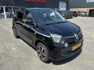 Damaged car Renault Twingo 1.0 SCe Automaat Limited 2019/3