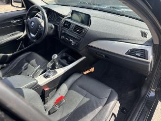 BMW 1-serie 116i  5-drs  High Exe. picture 10