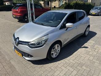 Renault Clio 1.5 DCI 5-drs airco picture 6