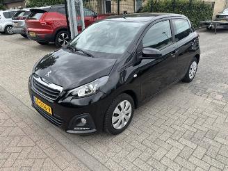 Peugeot 108 1.0 5-drs airco  Nap picture 3