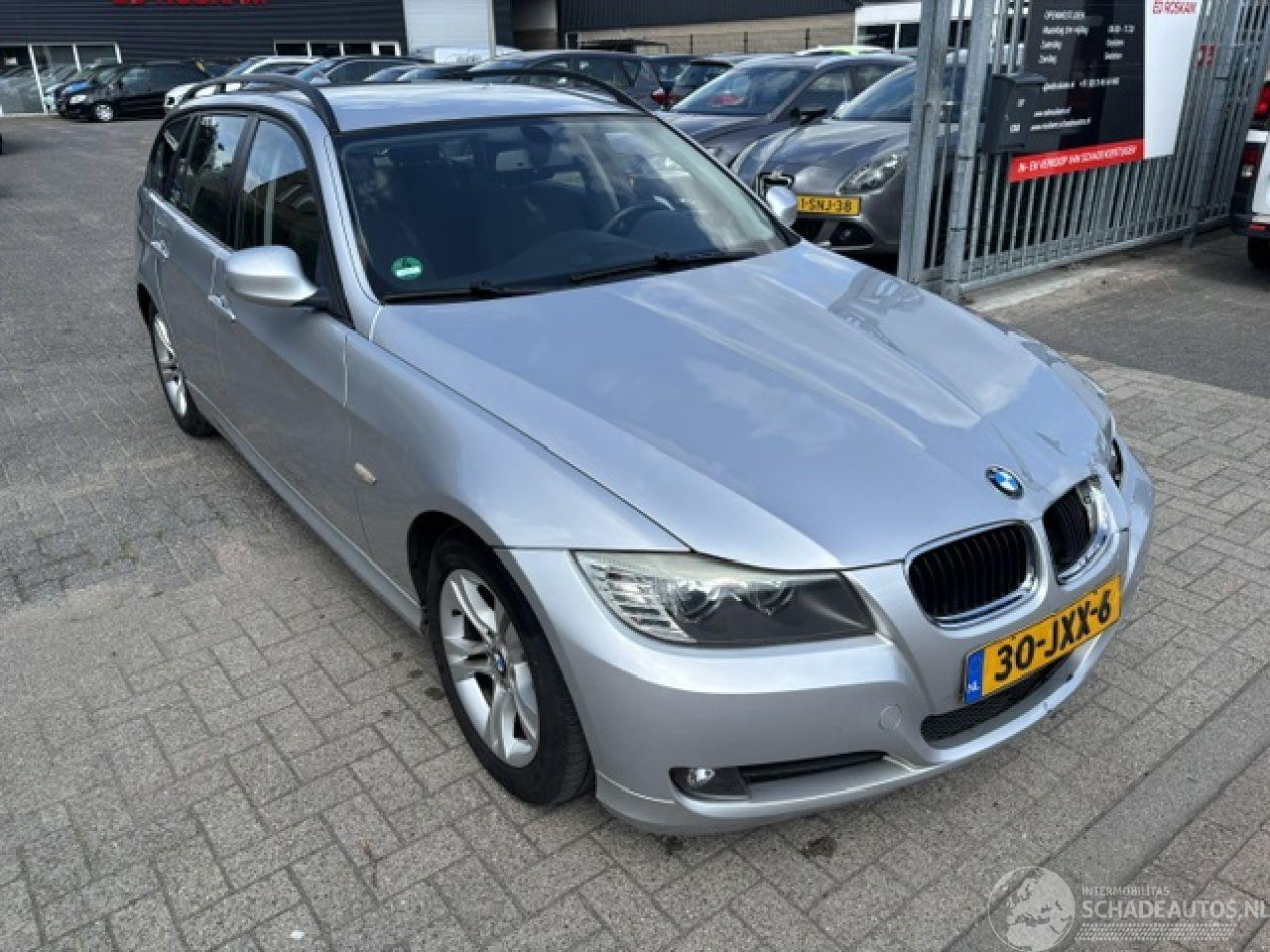 BMW 3-serie 318i Business  Clima NAP
