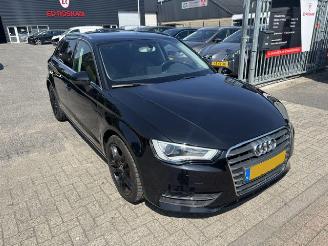 skadebil auto Audi A3 1.4 TFSI Automaat Sportback 2013/11