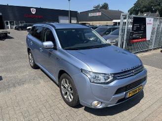  Mitsubishi Outlander 2.0 PHEV Instyle NAP 2014/4