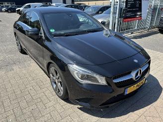 Vaurioauto  passenger cars Mercedes Cla-klasse 180 Ambition Automaat 2016/8