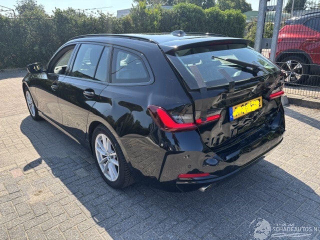 BMW 3-serie 318i NW MODEL Automaat Nap