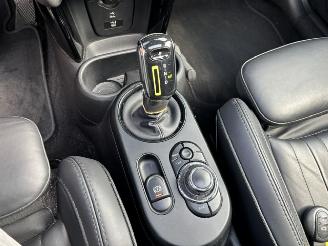 Mini Electric MINI Yours 33 kWh Pano picture 21