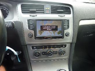 Volkswagen Golf 1.0 TSI picture 10