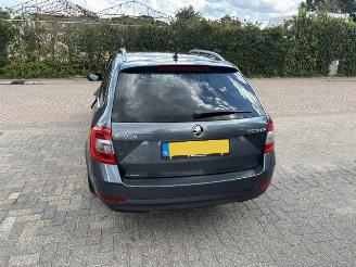 Skoda Octavia 1.0 TSI Automaat NAP picture 5