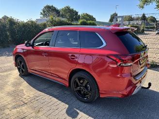Mitsubishi Outlander 2.4 PHEV Intense  Plug in Hybrid picture 2