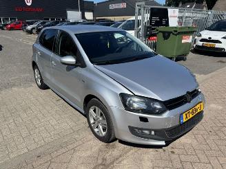krockskadad bil auto Volkswagen Polo 1.6 TDI  5-drs Life clima 2014/3