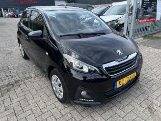 Voiture accidenté Peugeot 108 1.0 e-VTI 5-drs Airco 2016/7