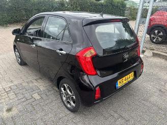 skadebil auto Kia Picanto 1.2 5-drs Dynamic Clima 2016/1
