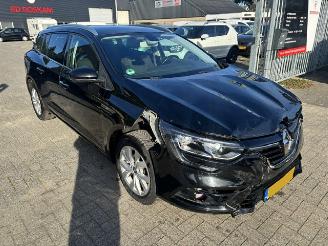 Damaged car Renault Mégane 1.3 TCe Limited Clima Navi 2020/7