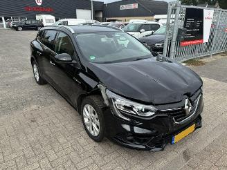 skadebil auto Renault Mégane 1.3 TCe Limited Clima Navi 2020/7