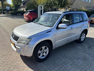 Suzuki Grand-vitara 2.0 16v Shogun Automaat 4WD picture 4