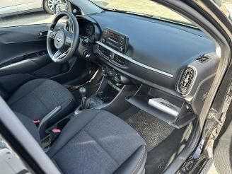 Kia Picanto 1.0 5-drs PlusLine airco  NAP picture 12
