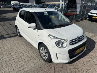 Vaurioauto  passenger cars Citroën C1 1.0 5-drs airco Nap 2019/8