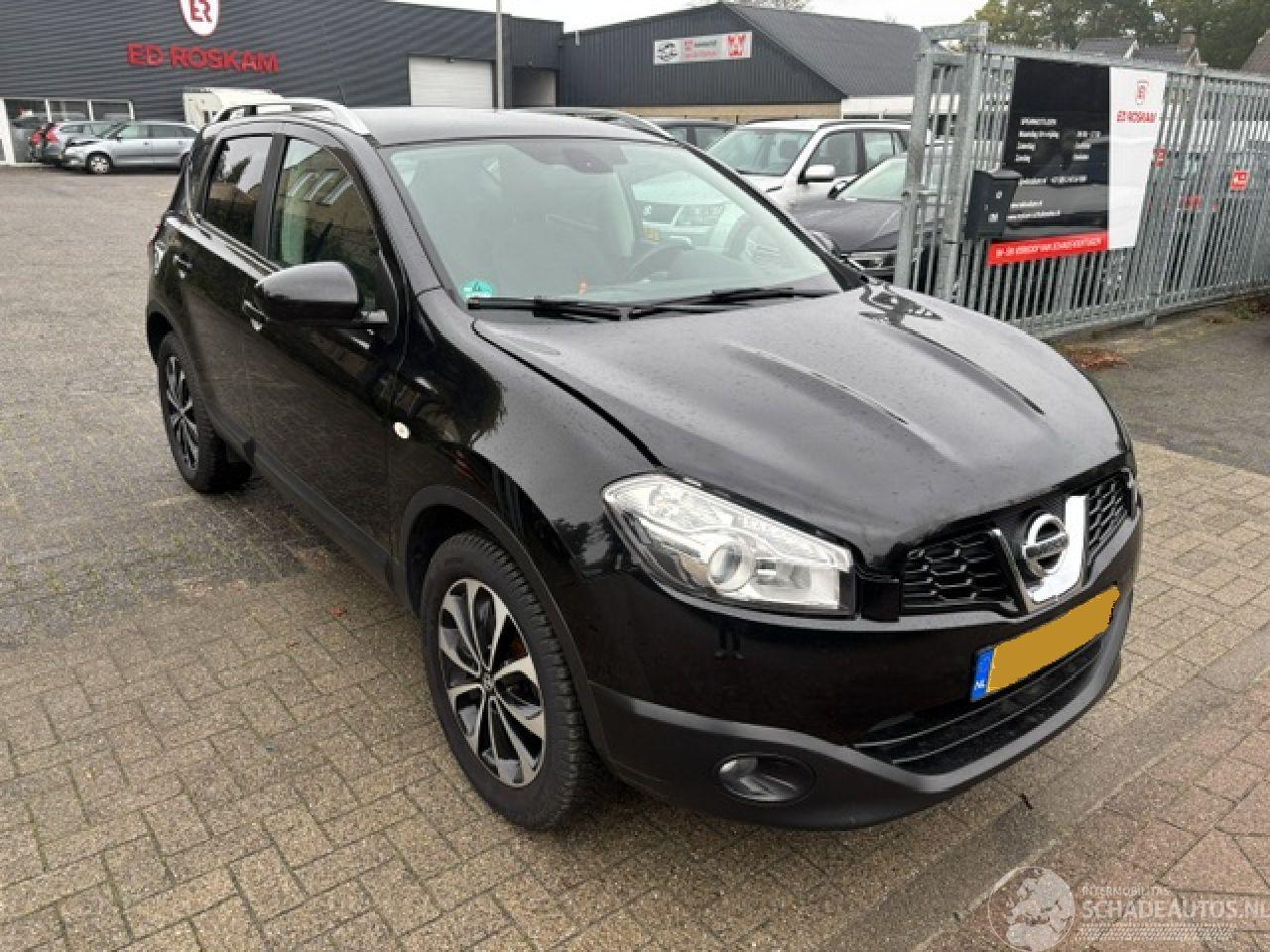 Nissan Qashqai 1.6 Connect Edition pano NAP