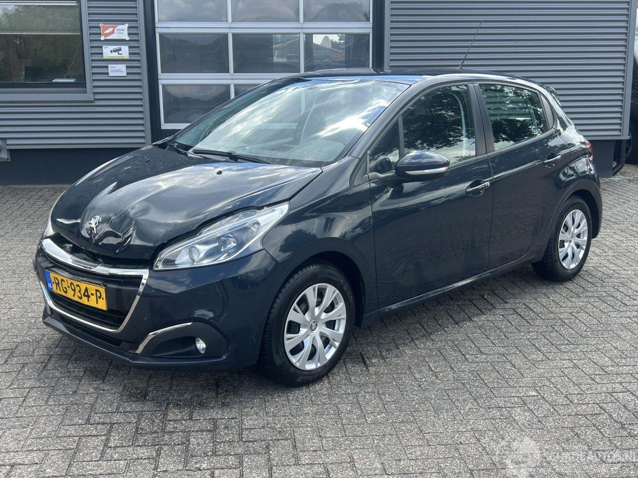 Peugeot 208 1.2 Pure Tech Blue Lion 5drs