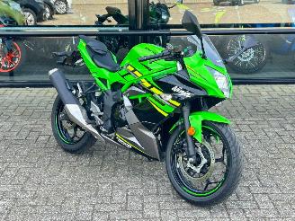 uszkodzony motocykle Kawasaki  Ninja 125 2020/1