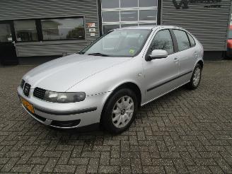 Gebrauchtwagen PKW Seat Leon 1.6-16V Stella 2002/5
