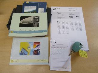 Damaged car Renault Clio 1.2 TCE Expression 2008/9