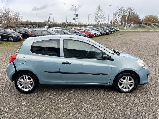 Renault Clio 1.2 TCE Expression picture 6